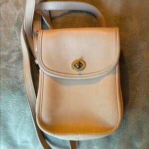 Vintage Coach Beige/Bone Leather Crossbody Bag